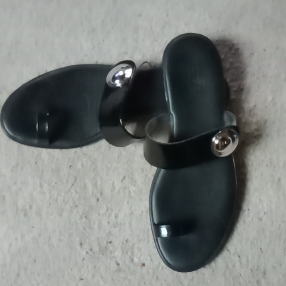 Hogan toe loop sandals